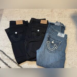 4 Womans True Religion jeans